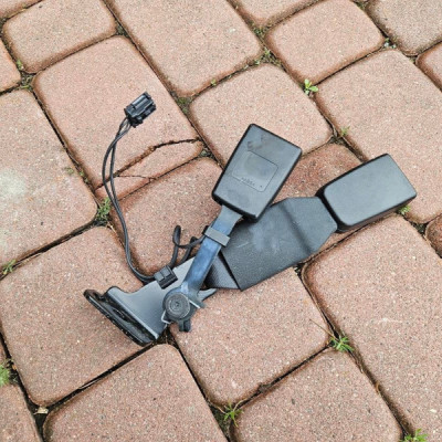 Zapinka pasa tył tyłna bezpieczeństwa OPEL GRANDLAND X 9809478677