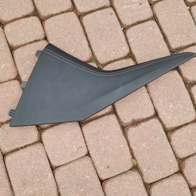 Obudowa tunelu tunel plastik osłona OPEL GRANDLAND X YP00054877