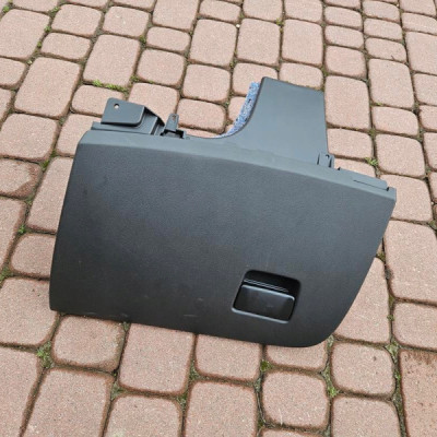 Schowek deski pasażera konsoli OPEL GRANDLAND X YP00054377