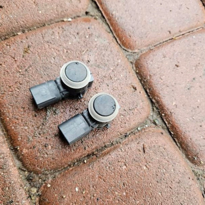 Czujnik parkowania boczny PDC skrajny OPEL GRANDLAND X 9800210677XT