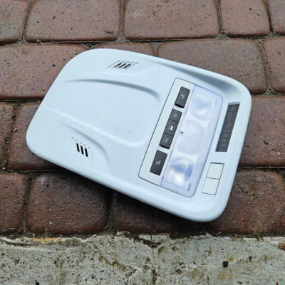 Lampka wnętrza kabiny podsufitki OPEL GRANDLAND X 39194309 9825205380