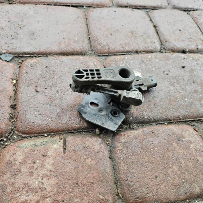 Poziomica lamp poziomowania xenon OPEL GRANDLAND X 9817443780