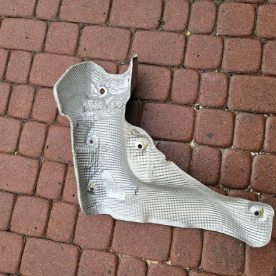 Osłona termiczna wydechu OPEL GRANDLAND X 9813316980