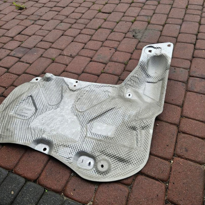 Osłona termiczna wydechu OPEL GRANDLAND X 9674308680