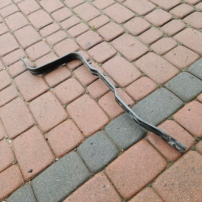 Uchwyt ucho mocowanie zbiornika paliwa OPEL GRANDLAND X 9813316880