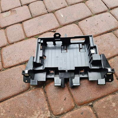 Uchwyt mocowanie komputera wspornik OPEL GRANDLAND X YP00053780