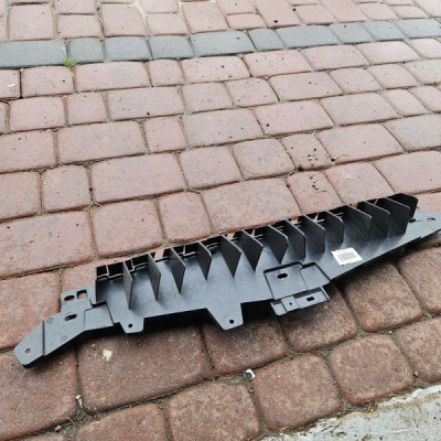 Ślizg zderzaka tył tylny srodkowy mocowanie OPEL GRANDLAND X YP00035580