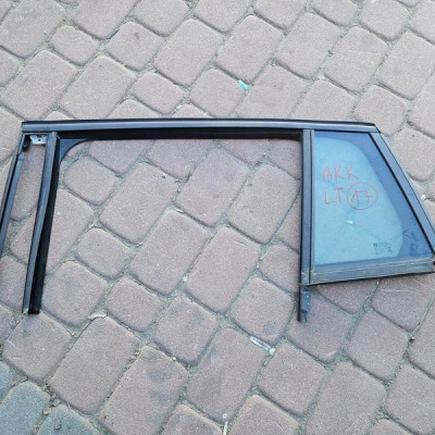 Szyba tył tylna lewa kombi jasna drzwi Opel Astra V K 2017r