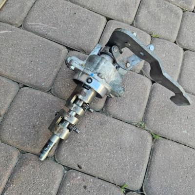 Wybierak skrzyni biegów Opel Astra V K 55496083