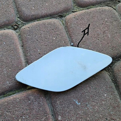 Zaślepka zderzaka przód przedniego LIFT Opel Astra V K 39130493