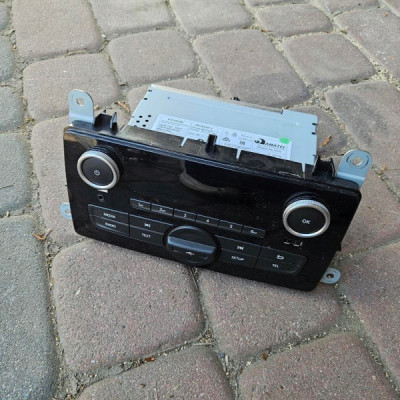 Radio radioodtwarzacz USB Renault Clio 4 IV 281151231R