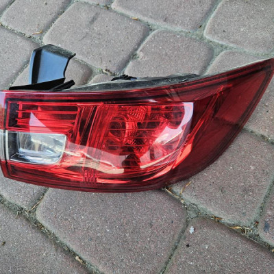 Lampa tył tylna prawa karoseryjna Renault Clio 4 IV 265509846R