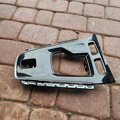 Dekor deski biegów ramka osłona plastik EUROPA OPEL GRANDLAND X