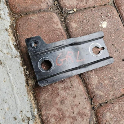 Wspornik sanek uchwyt mocowanie wózka EUROPA OPEL GRANDLAND X