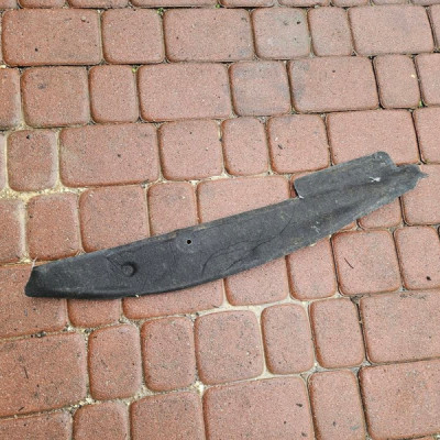 Absorber wyciszenie błotnika przód przednie lewe OPEL GRANDLAND X