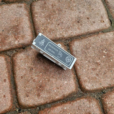 Wyświetlacz pasów zapięcia ramka podsufitki Renault Clio 4 IV 248804435R