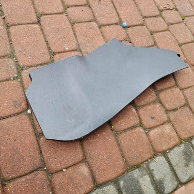Plastik obudowa osłona tunelu deski wnętrza Renault Clio 4 IV 689210618R
