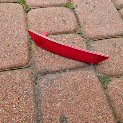 Odblask zderzaka tył tylny prawy Renault Clio 4 IV 265605789R