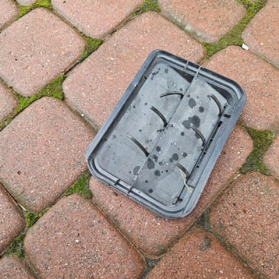 Kratka wentylacyjna dekompresyjna megane Renault Clio 4 IV ZOE 7700838358 