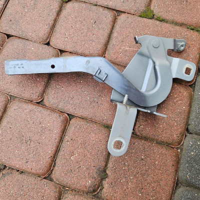 Zawias maski lewy PROSTY Renault Clio 4 IV 654011958R TEKPN