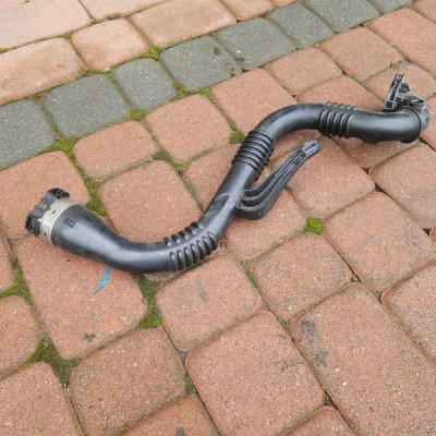 Rura intercoolera przewód wąż Renault Clio 4 IV 223650002R 104951A