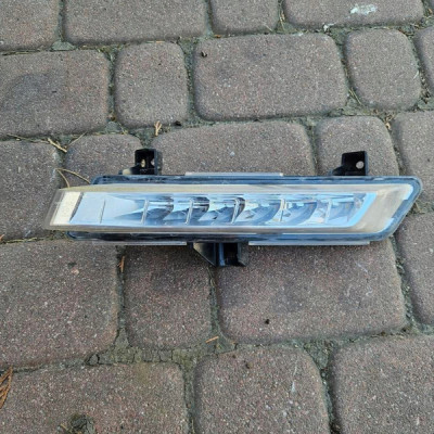 Halogen led ledowy swiatło zderzaka DRL lewa Renault Clio 4 IV 266051034R