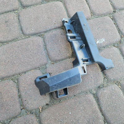 Śłizg zderzaka przód przedni lewy Renault Clio 4 IV 622B59286R