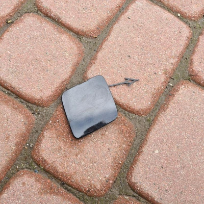 Zaślepka zderzaka tył komb Opel Astra K V 13426360