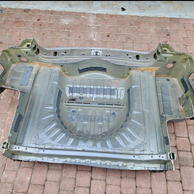 Ćwiartka wanna pas tylny poszycie kombi OPEL INSIGNIA B