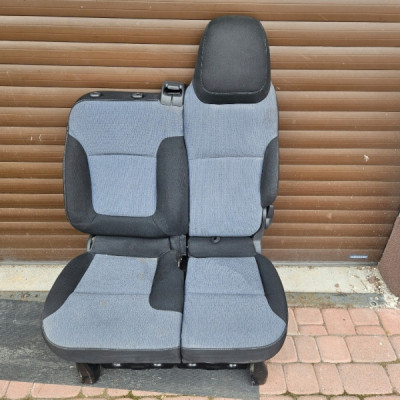 Fotel fotele kanapa siedzisko pasażera VIVARO B TRAFIC III TALENTO