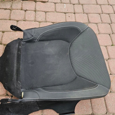 Siedzisko fotel kanapa kanapa oparcie fotela EUROPA Renault Clio 4 IV