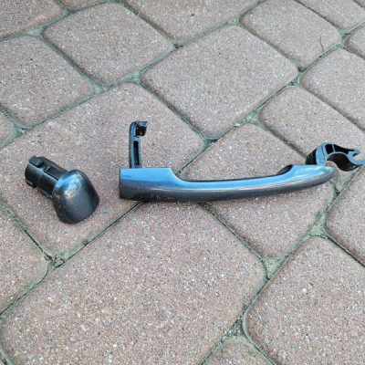 Klamka przód przednia prawa TEKPN EUROPA Renault Clio 4 IV