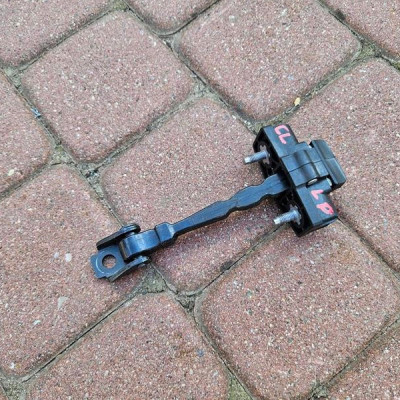 Ogranicznik drzwi przód przedni LEWY - PRAWY Renault Clio 4 IV