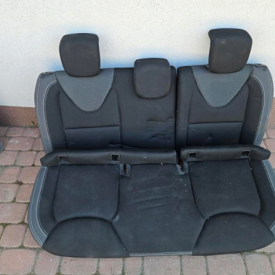 Kanapa tył tylna oparcie zagłówki fotel fotele Renault Clio 4 IV HB