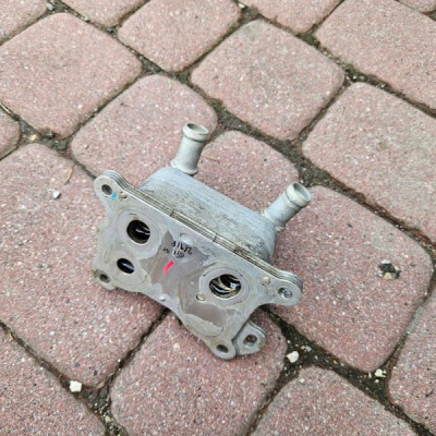 Chłodniczka oleju podstawa 0.9 TCe Renault Clio 4 IV 213052032R