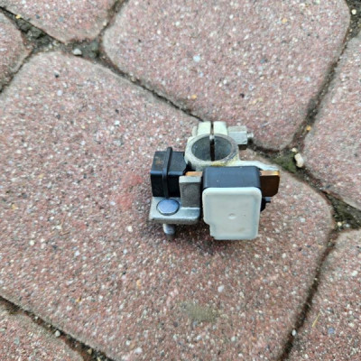 Klema minusowa pirotechniczna Renault Clio 4 IV 250825784R