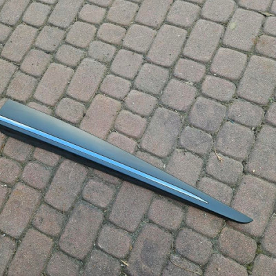 Listwa drzwi przód przednia prawa IGŁA Renault Clio 4 IV 801865598R