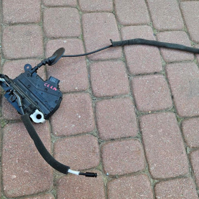 Zamek drzwi przód przedni lewy EUROPA Renault Clio 4 IV 805033000R