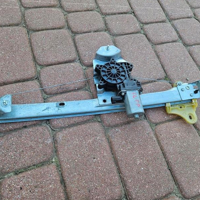 Podnośnik mechanizm szyby prawy EUROPA Renault Clio 4 IV 807205569R