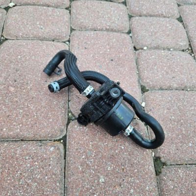 Dodatkowa pompka wody obiegowa 0.9 TCe Renault Clio 4 IV 223727641R