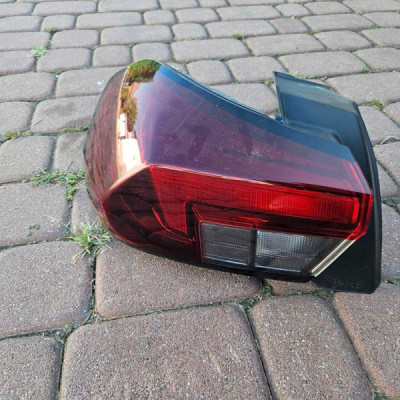 Lampa tył tylna lewa w błotnik Opel Corsa F 39162662 9829317380