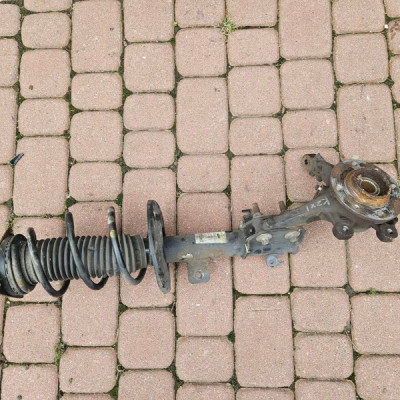 Amortyzator zwrotnica piasta Mcperson lewy Opel Corsa F E-Corsa 9837413780