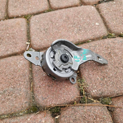 Bębenek regulacji oparcia fotela pokrętło dzwignia Opel Corsa F 240649312