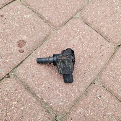 Czujnik ciśnienia serwa podciśnienia Opel Corsa F 9824451880