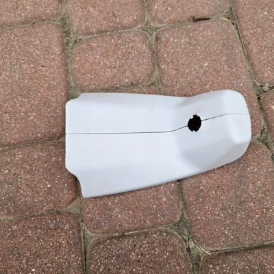 Obudowa osłona lusterka wstecznego Opel Corsa F 39196892 39196891