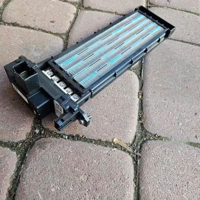 Grzałka nagrzewnicy elektryczna Opel Corsa F Peugeot 208 KE530002