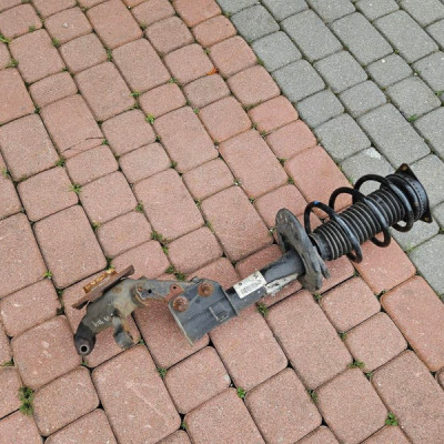 Mcperson Amortyzator zwrotnica lewa Opel Corsa F Peugeot 208 9836033880