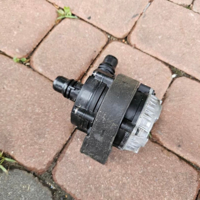 Zawór wody elektrozawór pompka wody Opel Corsa F Peugeot 208 9827567880