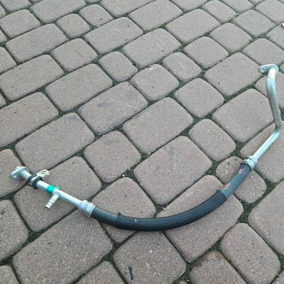 Przewód klimatyzacji rura wąż Renault Clio 4 IV 924548625R