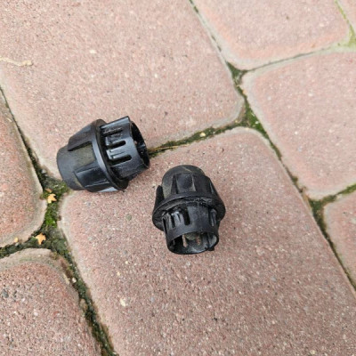 Odbojniki gumy klapy Renault Clio 4 IV